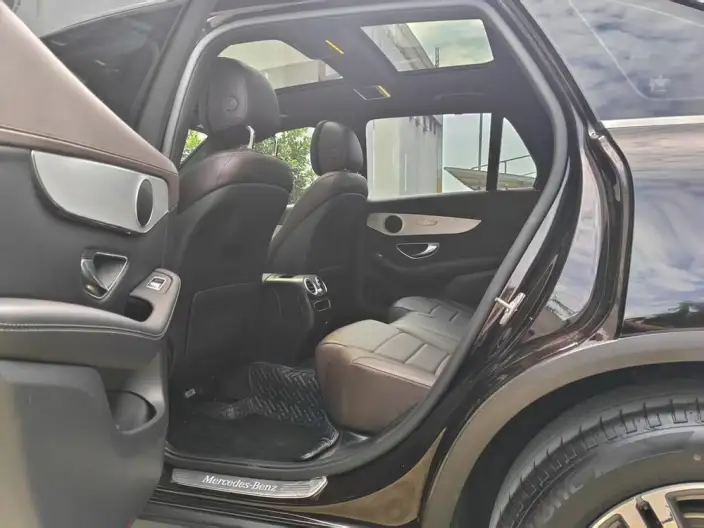 Mercedes-Benz GLC 2022 Model GLC 260 L 4MATIC Dynamic Model – фото 18