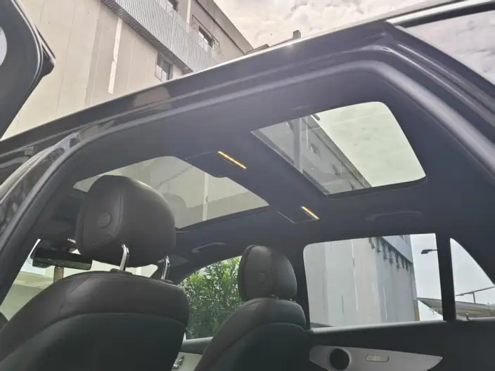 Mercedes-Benz GLC 2022 Model GLC 260 L 4MATIC Dynamic Model – фото 19