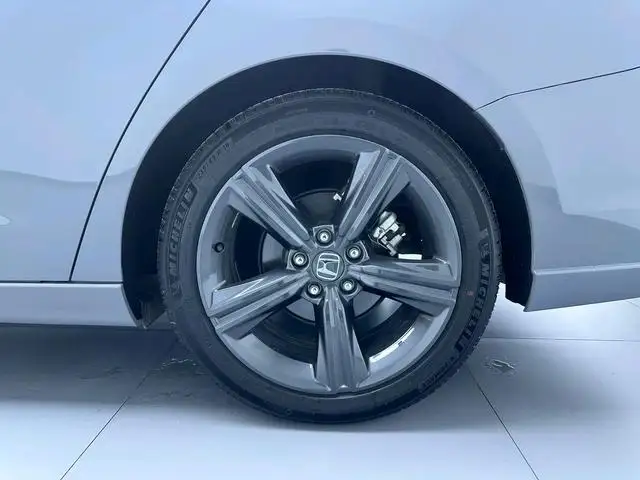 Honda INSPIRE 2023 Model 260TURBO Exquisite Edition – фото 9