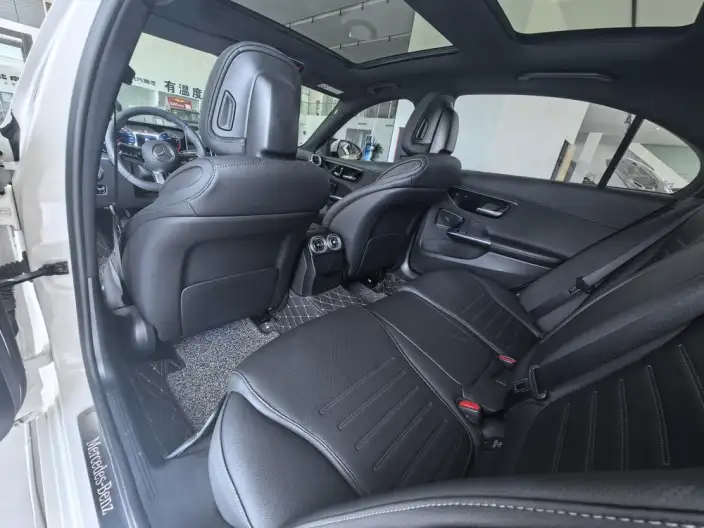 Mercedes-Benz C-Class 2023 Model Facelift II C 260 L Sports Edition – фото 7