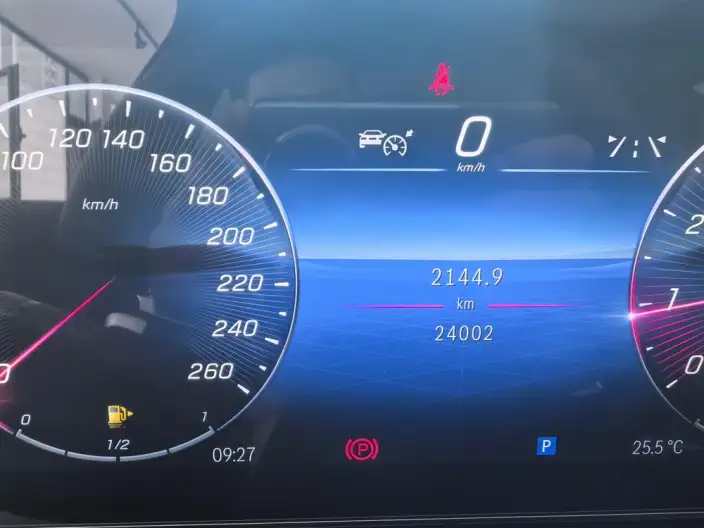 Mercedes-Benz C-Class 2023 Model Facelift II C 260 L Sports Edition – фото 9