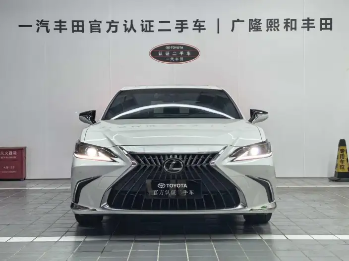 Lexus ES 2022 Model 200 Superior Edition – фото 2