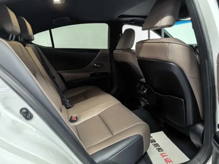 Lexus ES 2022 Model 200 Superior Edition – фото 10
