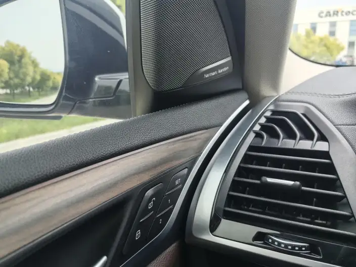 BMW X3 2020 Model xDrive28i M Sports Set – фото 4