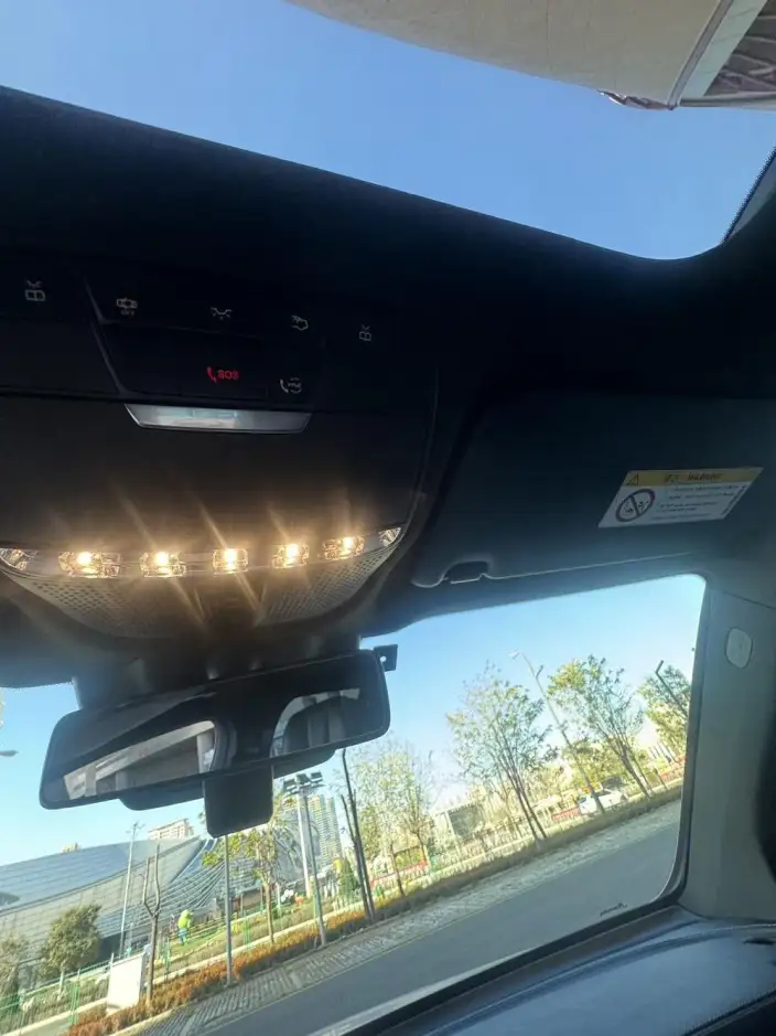 Mercedes-Benz GLC 2021 Model GLC 300 L 4MATIC Dynamic Model – фото 8