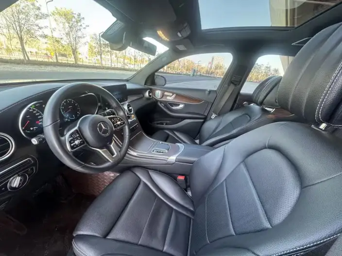 Mercedes-Benz GLC 2021 Model GLC 300 L 4MATIC Dynamic Model – фото 10