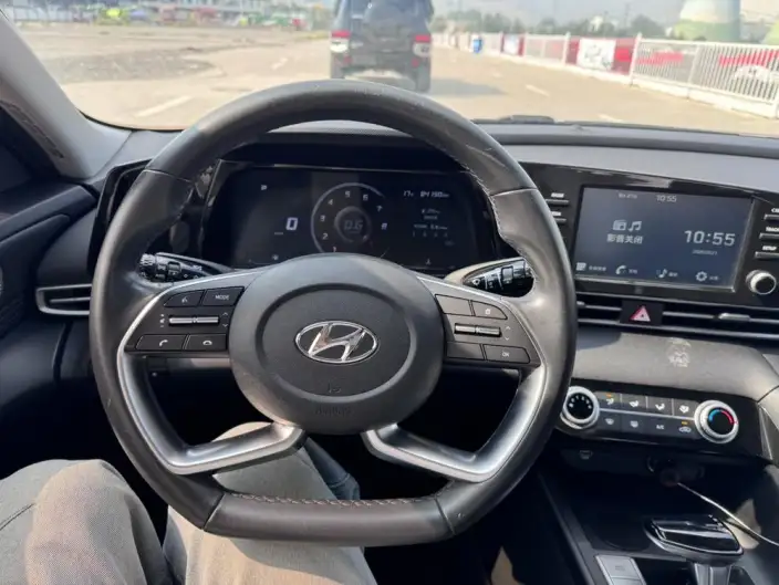 Hyundai Ioniq 2021 Model 1.5L CVT GLX Elite Edition – фото 12