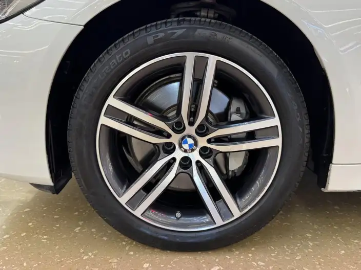 BMW 5 Series 2021 Model 530Li Leading Model Luxury Set – фото 13
