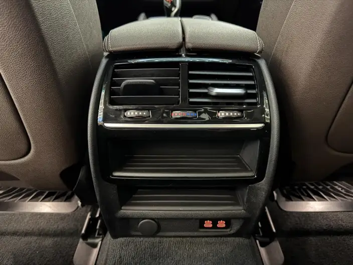 BMW 5 Series 2021 Model 530Li Leading Model Luxury Set – фото 15