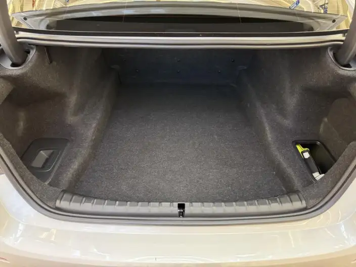 BMW 5 Series 2021 Model 530Li Leading Model Luxury Set – фото 27