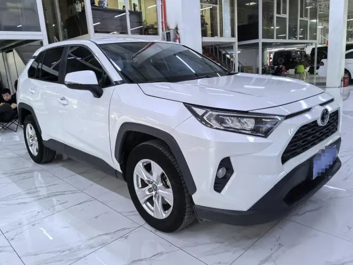 Toyota RAV4 2021 Model 2.0L CVT 2WD Urban Edition – фото 3