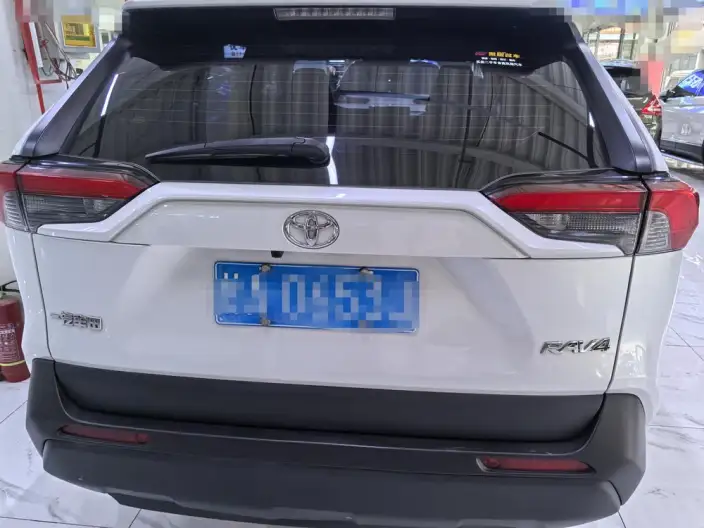 Toyota RAV4 2021 Model 2.0L CVT 2WD Urban Edition – фото 5