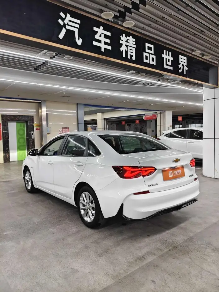 Chevrolet Corolla 2023 Model 1.5L DCT Yuexiang Edition – фото 4