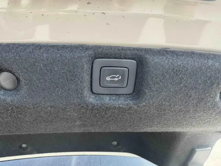 Buick Zhijing Electra L7 2025 Model Extended Range Luxury Edition – фото 9