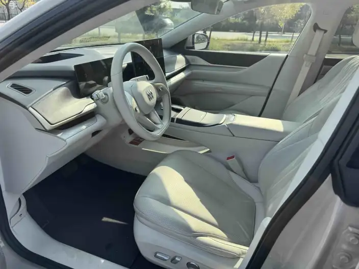 Buick Zhijing Electra L7 2025 Model Extended Range Luxury Edition – фото 18
