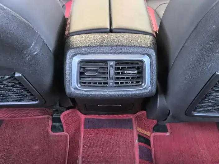 BAIC BJ40 2020 Model 2.0T Automatic 4WD City Hunter Edition Warrior Model – фото 11