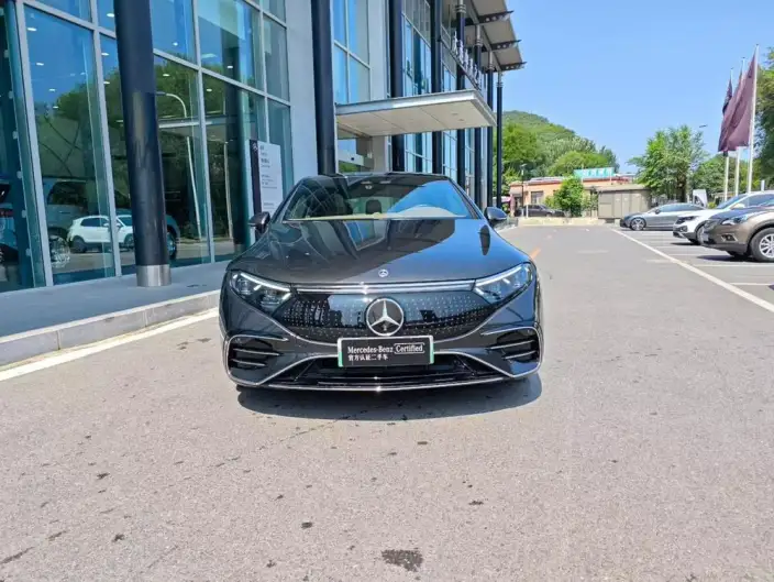 Mercedes-Benz EQS 2023 Model EQS 450+ Deluxe Edition – фото 2