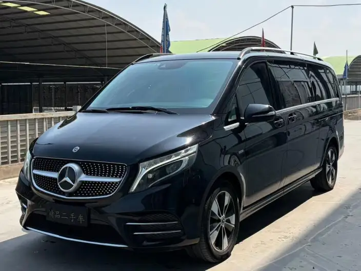 Mercedes-Benz V-Class 2021 Model V 260 L Long wheelbase Deluxe Edition – фото 1