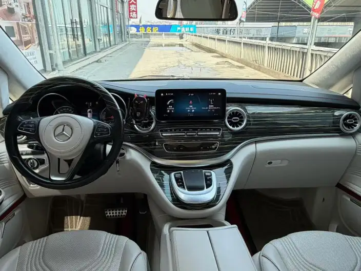 Mercedes-Benz V-Class 2021 Model V 260 L Long wheelbase Deluxe Edition – фото 7