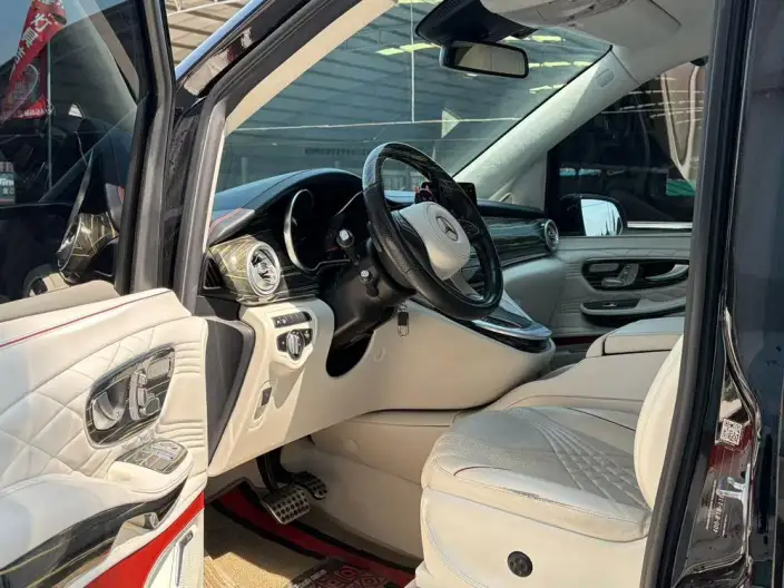 Mercedes-Benz V-Class 2021 Model V 260 L Long wheelbase Deluxe Edition – фото 9