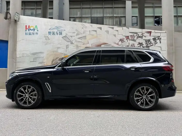 BMW X5 2022 Model Facelift xDrive 30Li Exclusive Model M Sports Set – фото 3