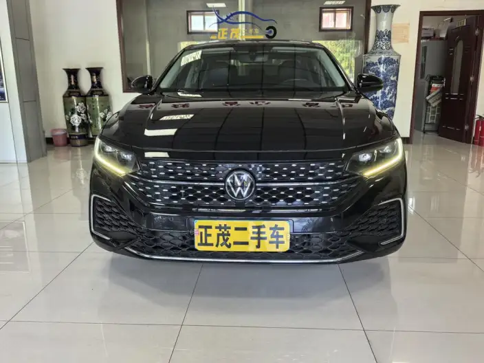 Volkswagen Passat 2023 Model 330TSI Starry sky Elite Edition – фото 2