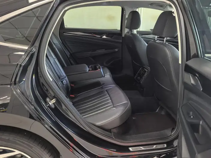 Volkswagen Passat 2023 Model 330TSI Starry sky Elite Edition – фото 11