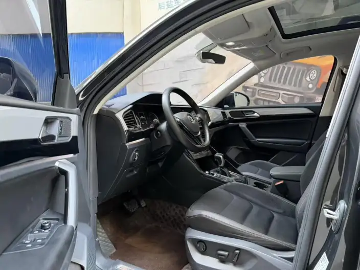 Volkswagen Tayron 2020 Model 330TSI Luxury Zhilian Edition – фото 8