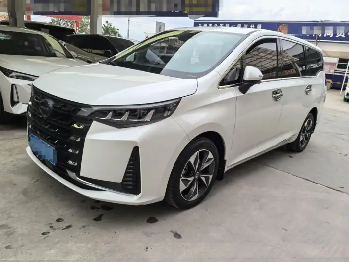 GAC Trumpchi M6 2021 Model 270T Automatic Exclusive Edition 7 seat – фото 1