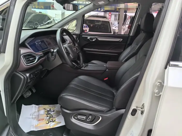GAC Trumpchi M6 2021 Model 270T Automatic Exclusive Edition 7 seat – фото 11