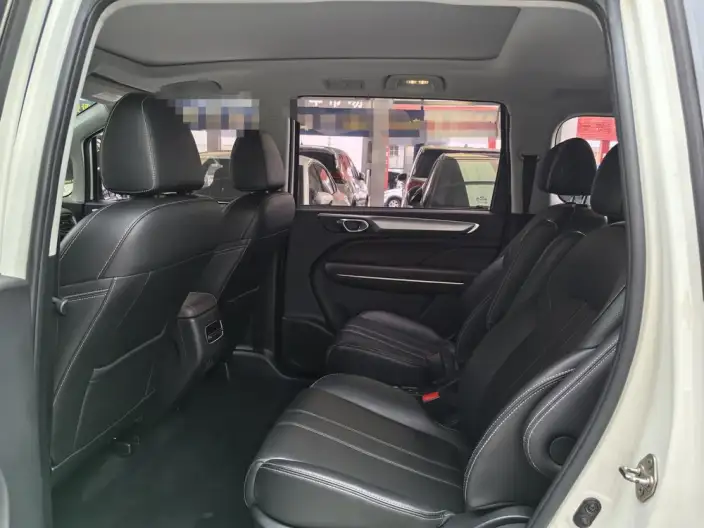 GAC Trumpchi M6 2021 Model 270T Automatic Exclusive Edition 7 seat – фото 12
