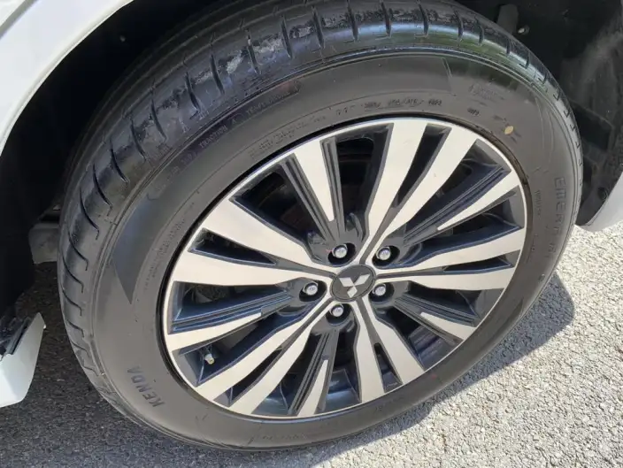 Mitsubishi Outlander 2021 Model 2.4L 4WD Enjoy Edition 7 seat – фото 12