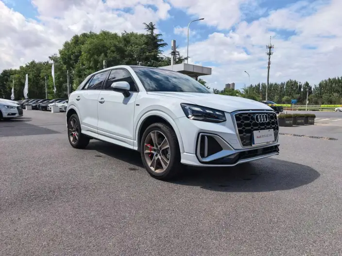 AUDI Q2L 2024 Model 35 TFSI Fashion Dynamic Model – фото 3