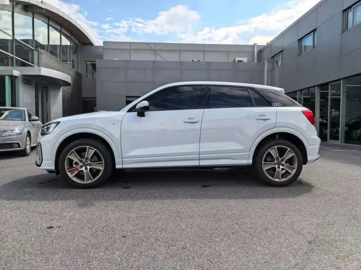 AUDI Q2L 2024 Model 35 TFSI Fashion Dynamic Model – фото 4