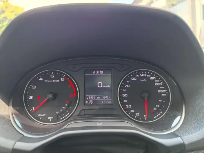 AUDI Q2L 2024 Model 35 TFSI Fashion Dynamic Model – фото 10