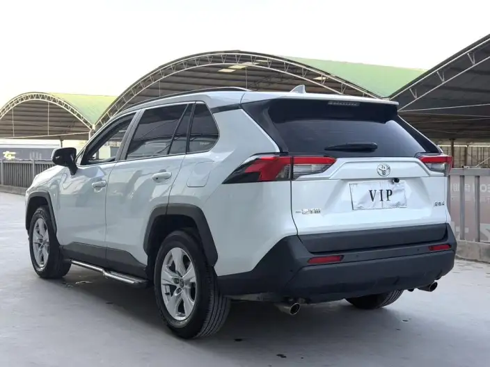 Toyota RAV4 2024 Model 2.0L CVT 2WD Urban Edition – фото 4