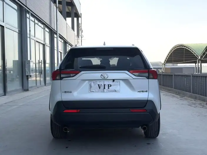 Toyota RAV4 2024 Model 2.0L CVT 2WD Urban Edition – фото 5