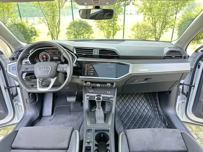 AUDI Q3 2023 Model 35 TFSI Fashion Dynamic Model – фото 10