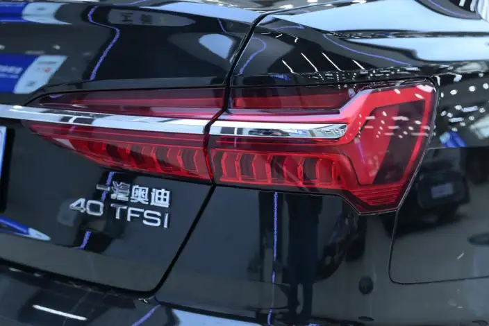 Audi A6L 2024 Model 40 TFSI Luxury Dynamic Model – фото 9