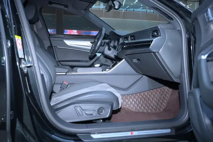 Audi A6L 2024 Model 40 TFSI Luxury Dynamic Model – фото 15