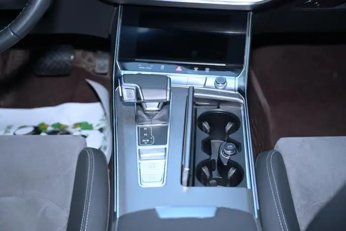 Audi A6L 2024 Model 40 TFSI Luxury Dynamic Model – фото 19