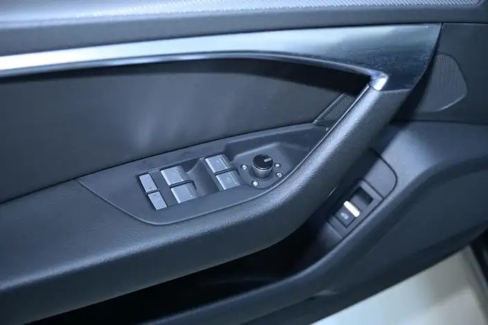 Audi A6L 2024 Model 40 TFSI Luxury Dynamic Model – фото 24