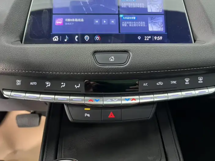 Cadillac XT4 2022 Model 28T 2WD Fashion Model – фото 10