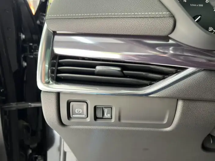 Cadillac XT4 2022 Model 28T 2WD Fashion Model – фото 19