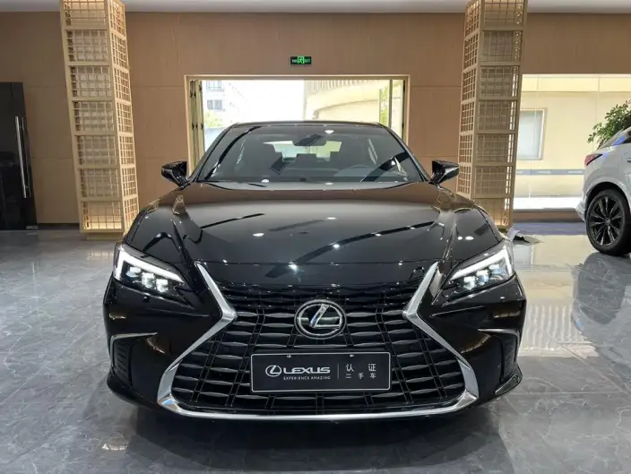 Lexus ES 2025 Model 200 Premium – фото 2