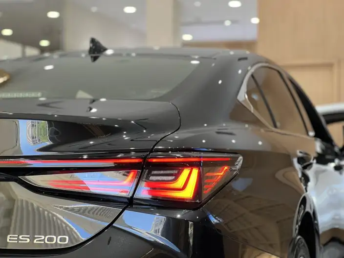 Lexus ES 2025 Model 200 Premium – фото 7