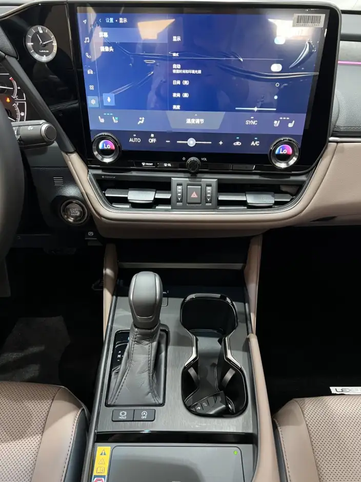 Lexus ES 2025 Model 200 Premium – фото 10