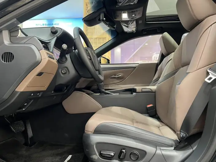 Lexus ES 2025 Model 200 Premium – фото 14
