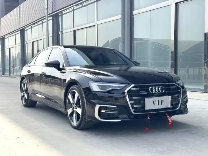 Audi A6L 2023 Model 45 TFSI quattro Exclusive Dynamic Model – фото 3