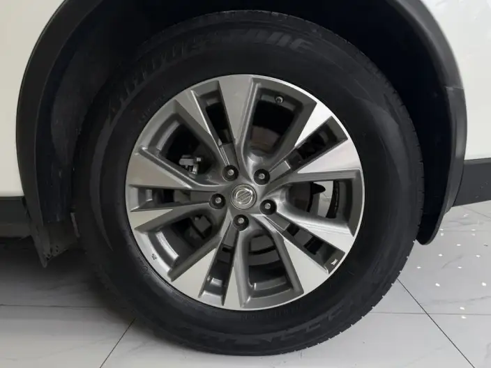 Nissan Murano 2021 Model 2.5L XL 2WD Smart Connect Deluxe Edition – фото 7